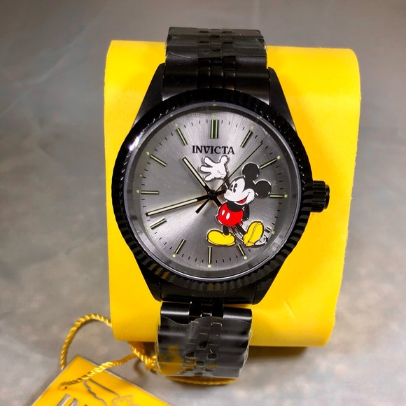 Invicta....Mickey Lovers Timepiece. NEW!!!